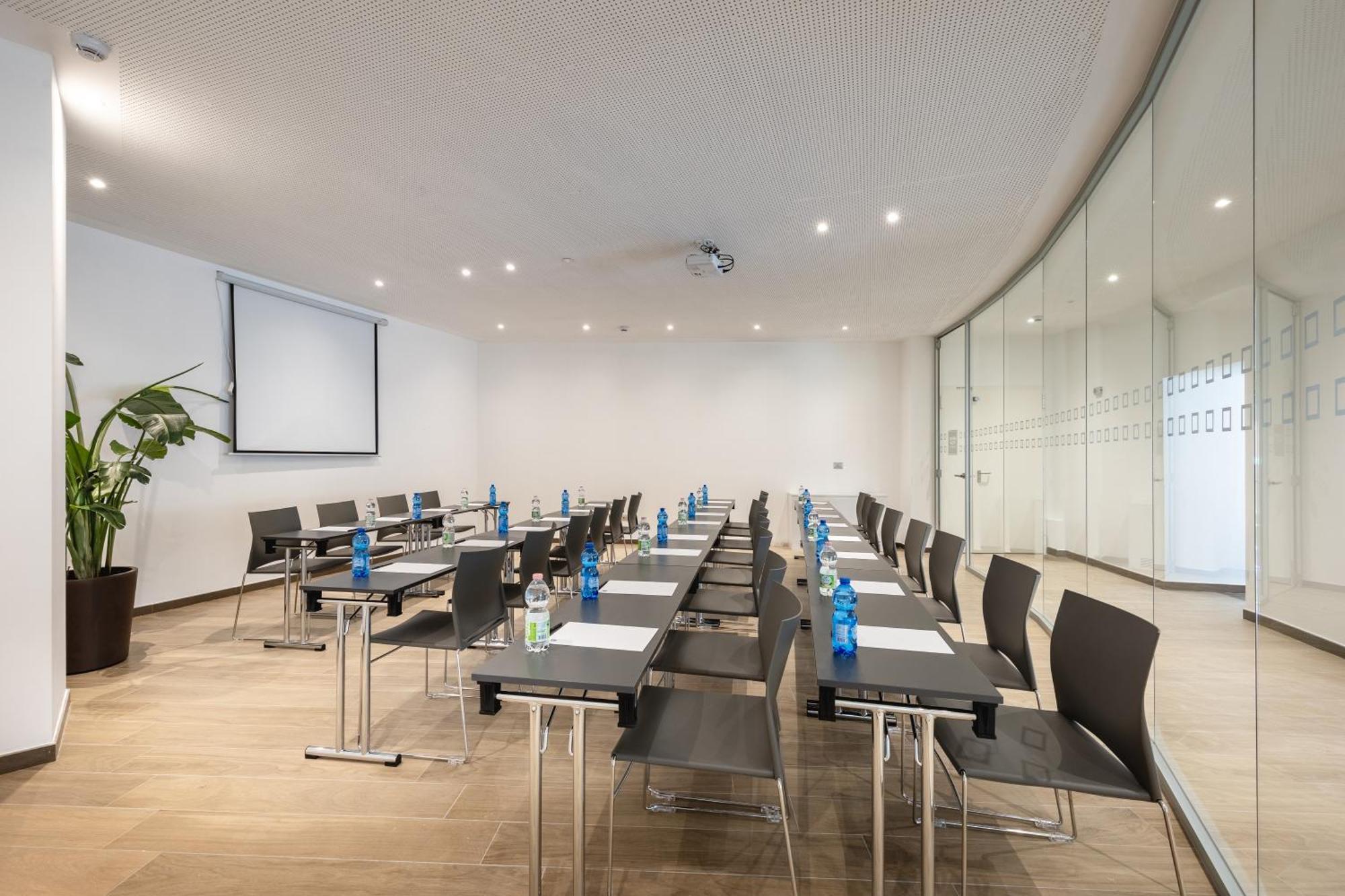 Ih Hotels Milano Centrale Екстер'єр фото