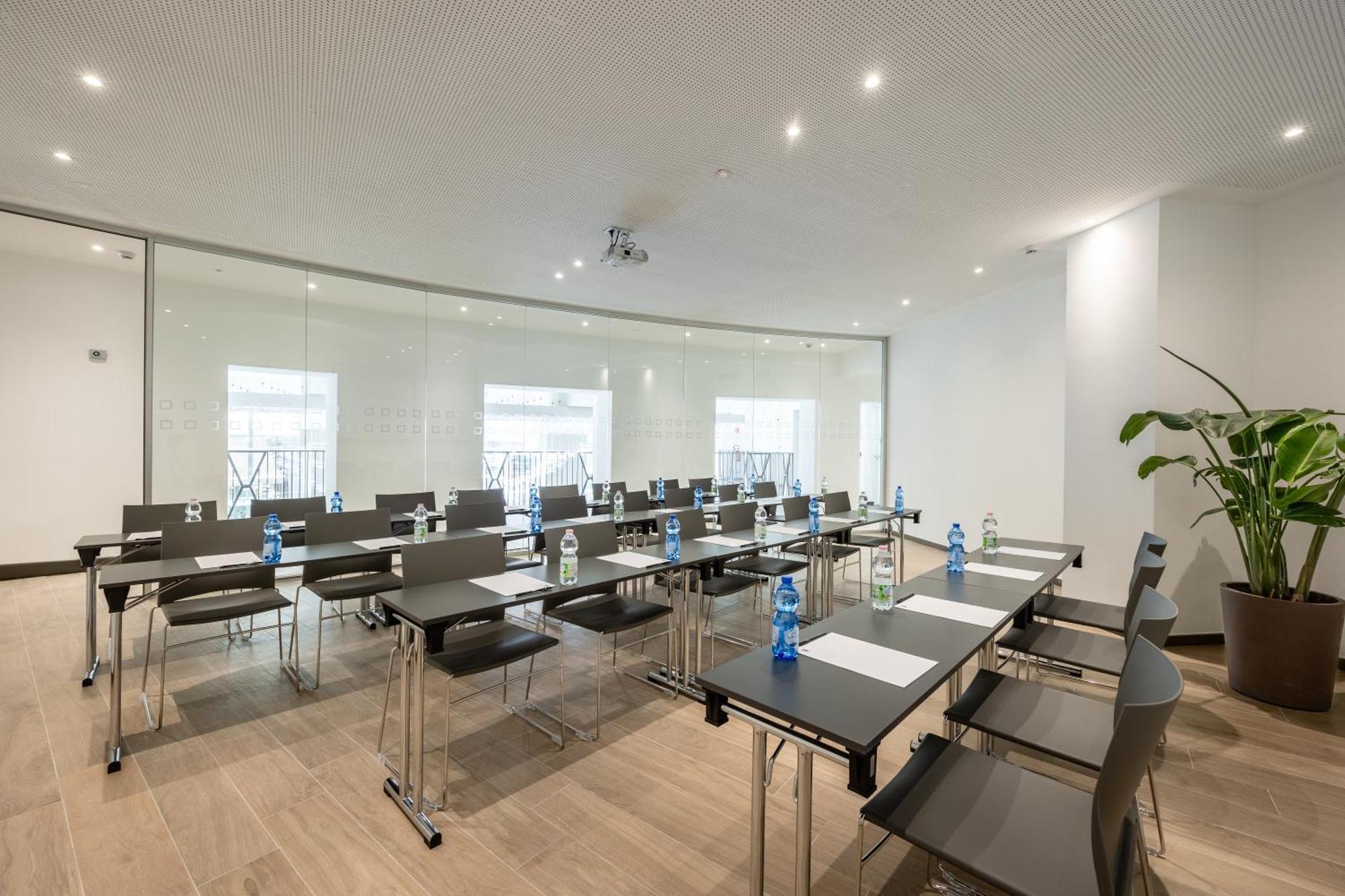Ih Hotels Milano Centrale Екстер'єр фото