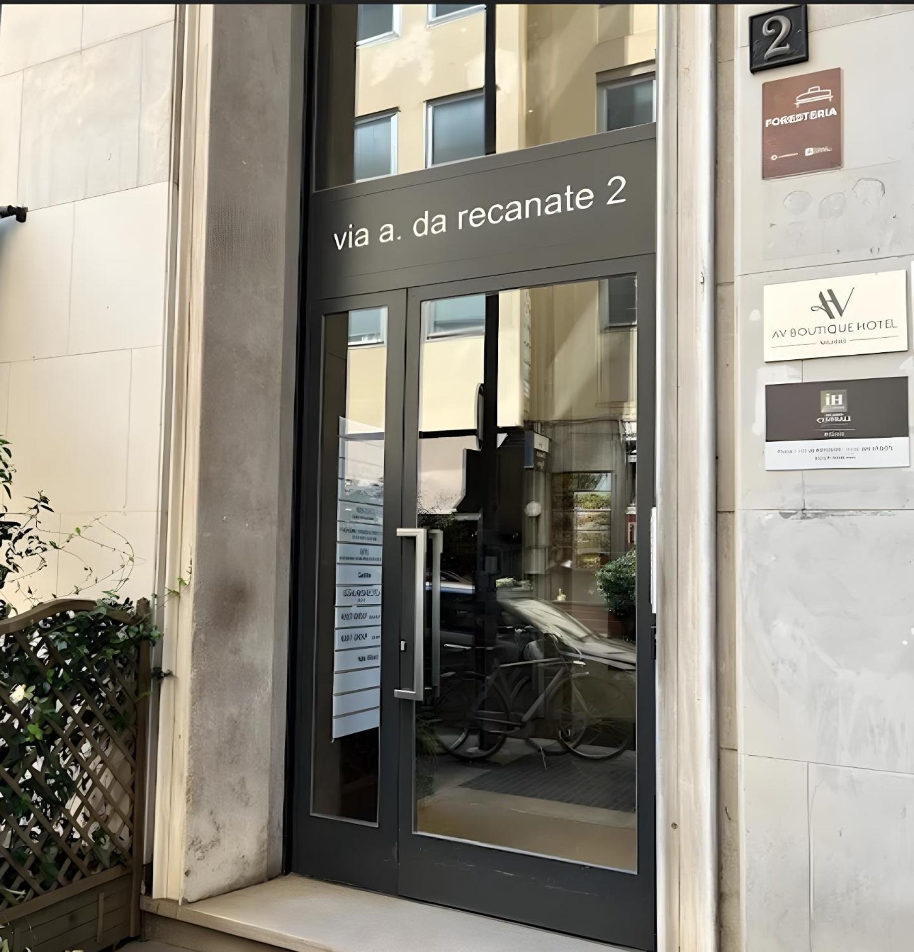 Ih Hotels Milano Centrale Екстер'єр фото